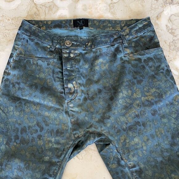 NÜ Denmark Offside Zip Metallic Leopard Print Jean - Picture 9 of 14